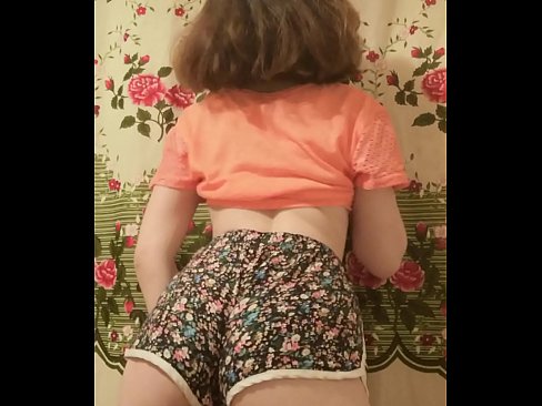 ❤️ Seksual gənc körpə kamera qarşısında şortunu soyundurur ️❌ Sikişmə bizdə ❌️❤